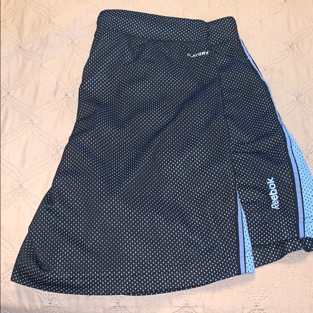 Shorts - Picture 3 of 4